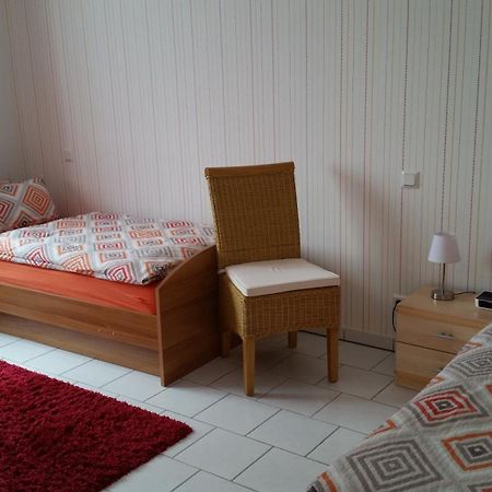 Ferienwohnung Rucksack-Bimbes Altendiez Exterior foto